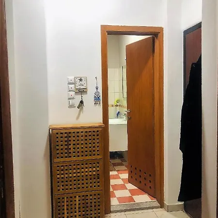 Апартаменты Cozy One-bedroom *